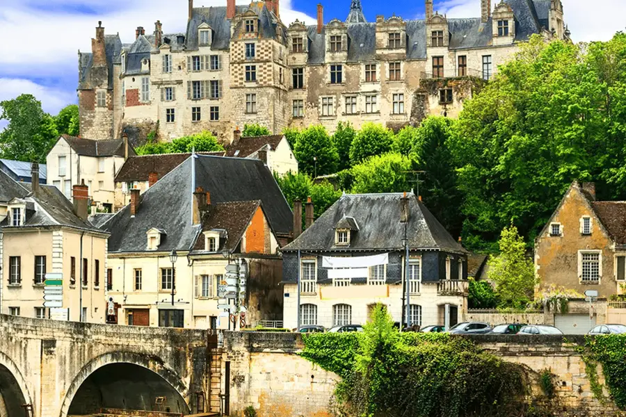Saint-Aignan-sur-Cher, bourg au bord du Cher
